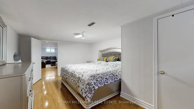 Additional image 37 of 341 Moore Park Ave