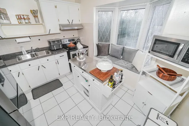 Additional image 17 of 55 Hollyberry Tr