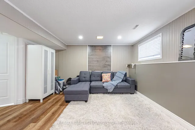 Additional image 20 of 2289 Melissa Cres