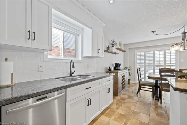 Additional image 19 of 356 Sienna Cres