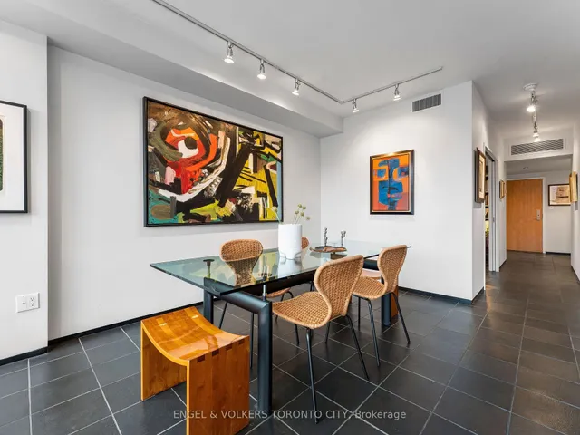 Additional image 18 of 35 Church St Unit 811