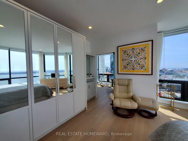 Additional image 33 of 10 Queens Quay Unit PH2