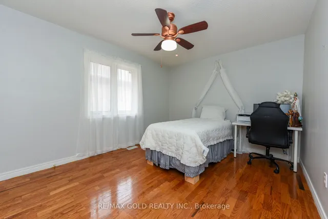 Additional image 32 of 23 Attview Cres