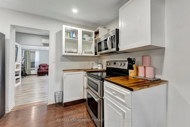 Additional image 9 of 159 Grosvenor Ave