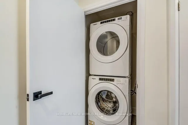 Additional image 21 of 60 Charles St Unit 1802