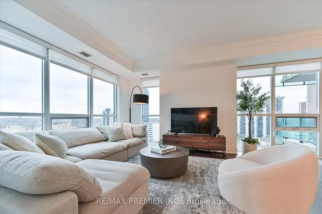 Additional image 15 of 25 Broadway Ave Unit 1002