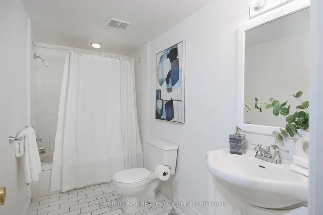 Additional image 19 of 53 Maple Ave