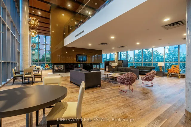 Additional image 24 of 25 Cole St Unit 1709