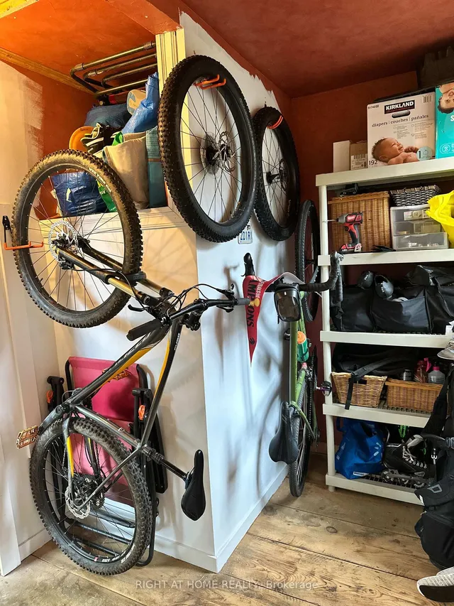 Additional image 40 of 547 Saint Clarens Ave