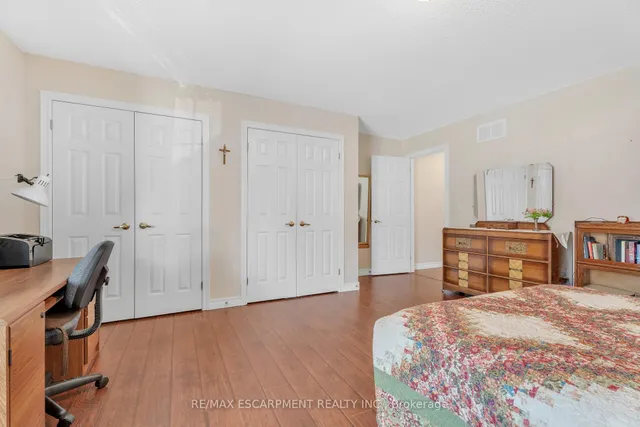 Additional image 25 of 810 Golf Links Rd Unit 32