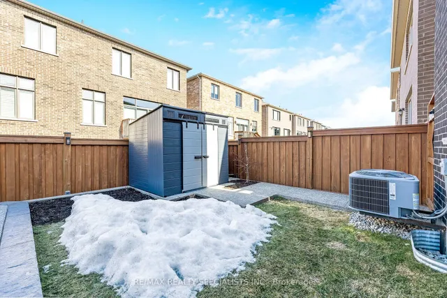 Additional image 37 of 882 Magnolia Terr