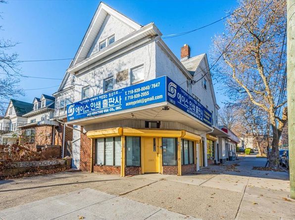149-51 Roosevelt Avenue, Flushing, NY 11354
