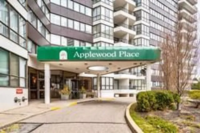 1333 Bloor St Unit 601