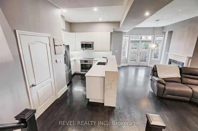 Additional image 12 of 3 Rean Dr Unit TH4