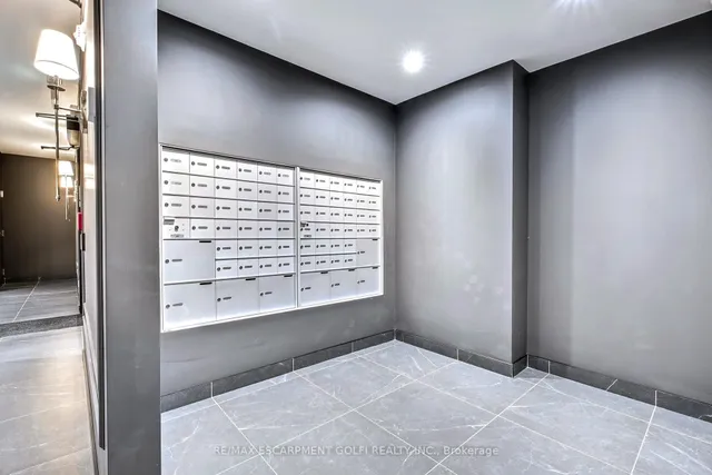 Additional image 5 of 153 Wilson St Unit 106