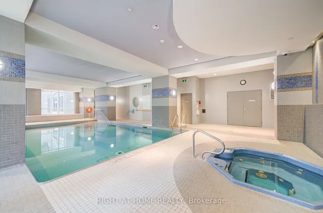 Additional image 34 of 763 Bay St Unit 2013