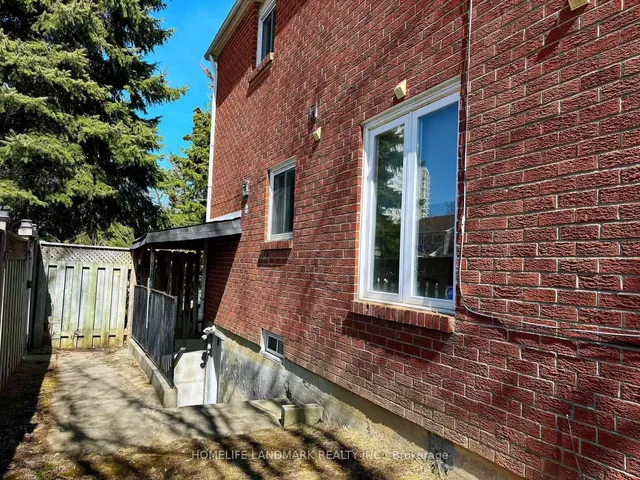 Primary image of 122 Fieldwood Dr