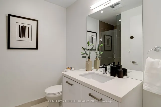 Additional image 19 of 608 Richmond St Unit 804