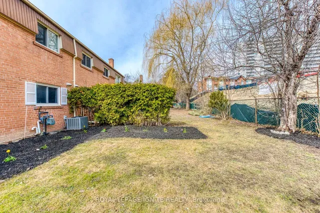 Additional image 29 of 10 Leith Hill Rd Unit 4