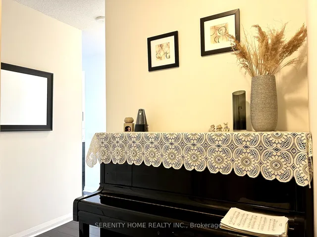 Additional image 20 of 55 Eglinton Ave Unit 907