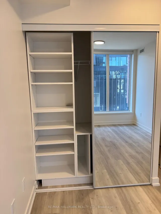 Additional image 31 of 2 Augusta Ave Unit 507