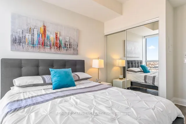 Additional image 24 of 15 Zorra St Unit 1608