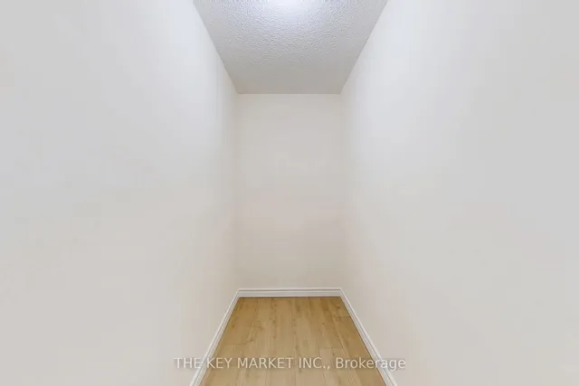 Additional image 36 of 812 Burnhamthorpe Rd Unit 706