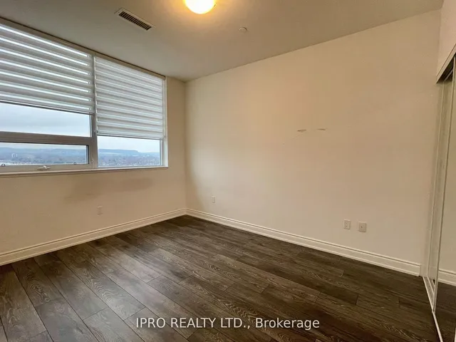 Additional image 7 of 1050 Main St Unit 1212