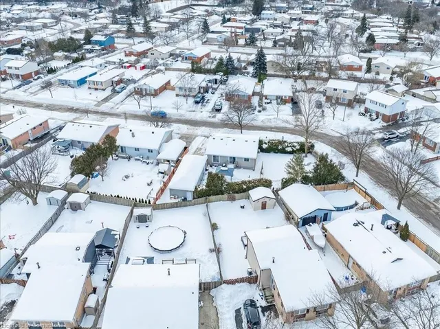 Additional image 43 of 13 Marston St