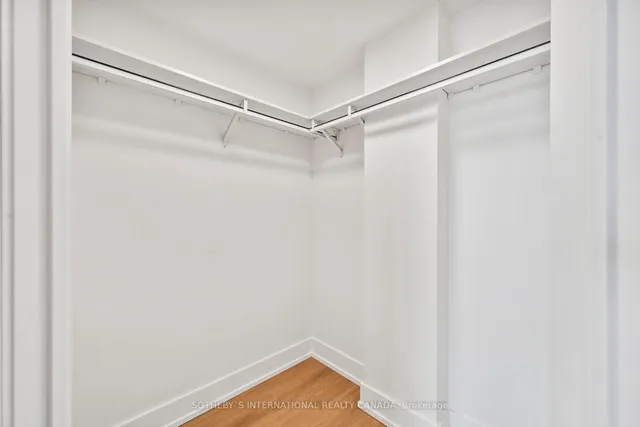 Additional image 20 of 550 Queens Quay Unit 512