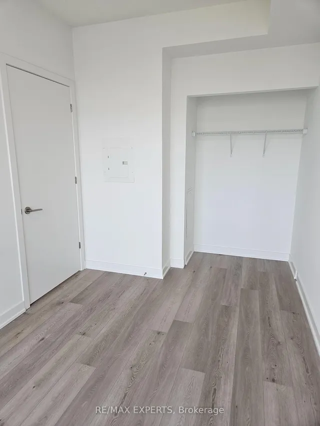 Additional image 8 of 9 Tecumseth St Unit 1115