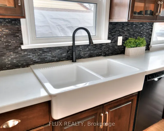 Additional image 11 of 36 Perkell Pl