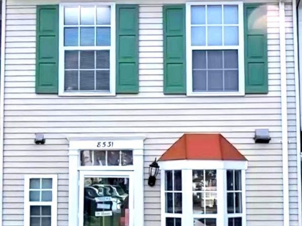 8531 Southlawn Ct, Alexandria, VA 22309