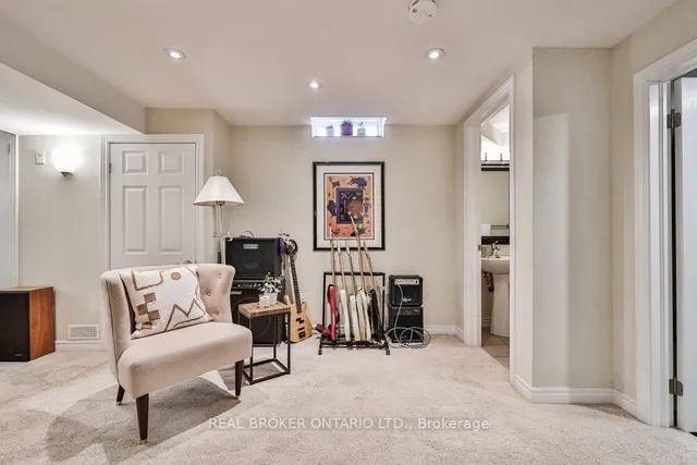 Additional image 25 of 36 Sloan Dr