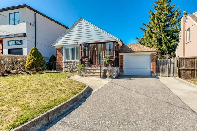 66 Prince Charles Dr