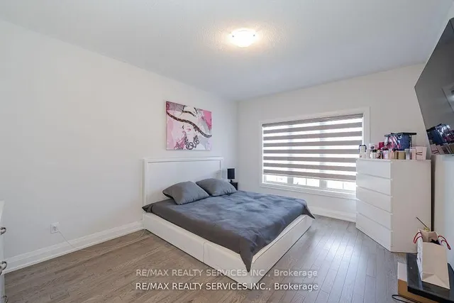 Additional image 18 of 63 Jazzberry Rd