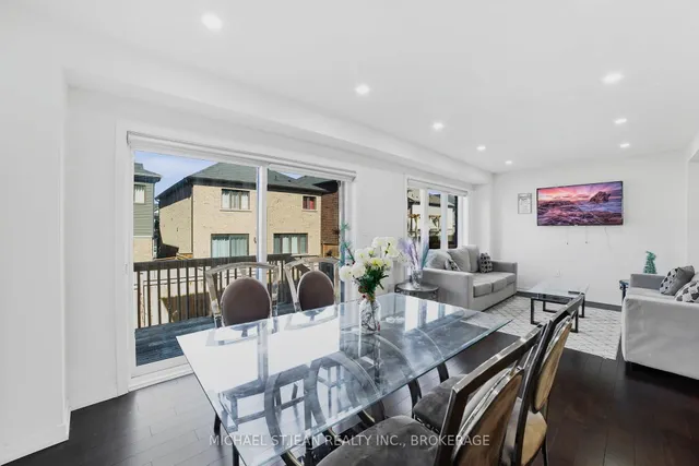 Additional image 9 of 32 Hedges Cres