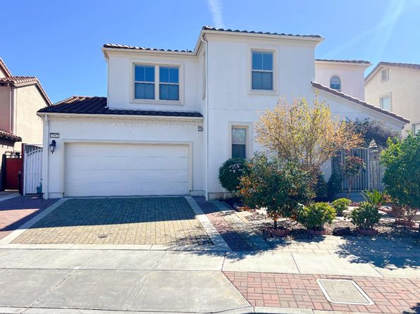 2582 Minuet Dr, San Jose, CA 95131