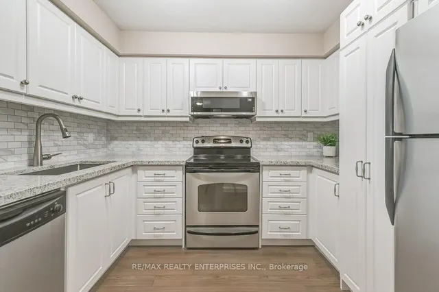 Additional image 4 of 3845 Lake Shore Blvd Unit 607