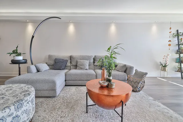 Additional image 5 of 65 Scadding Ave Unit 610