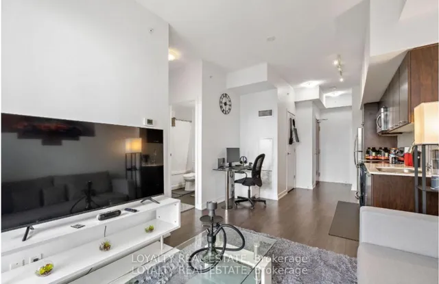 Additional image 9 of 2200 Lakeshore Blvd Unit 3006