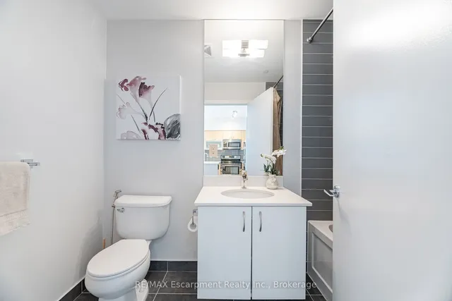 Additional image 18 of 150 East Liberty St Unit 2301