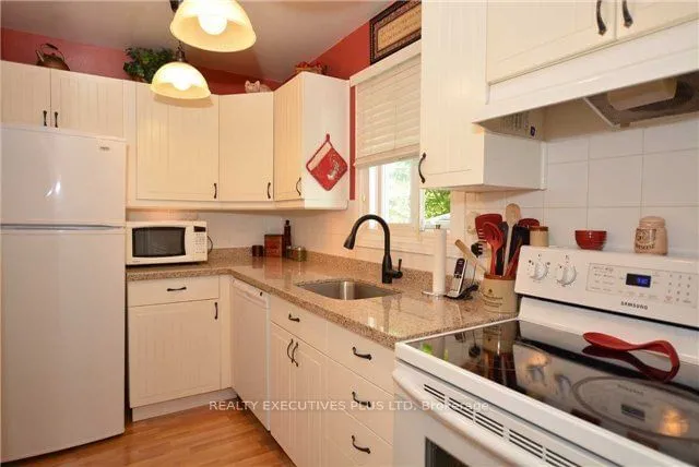 Additional image 2 of 1 Homer Sq