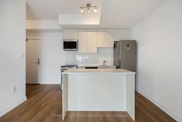 Additional image 16 of 2433 Dufferin St Unit 708