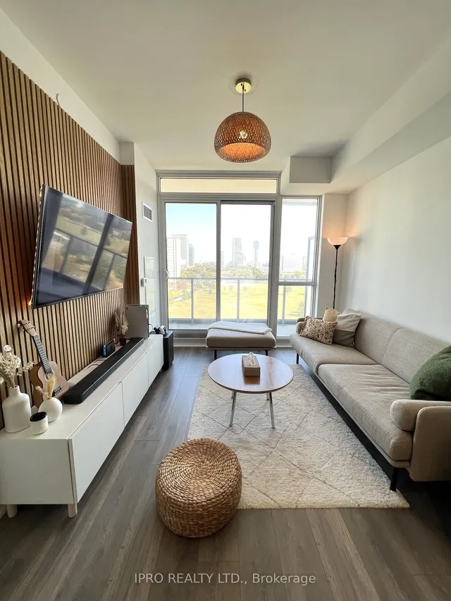 Additional image 4 of 32 Forest Manor Rd Unit 706