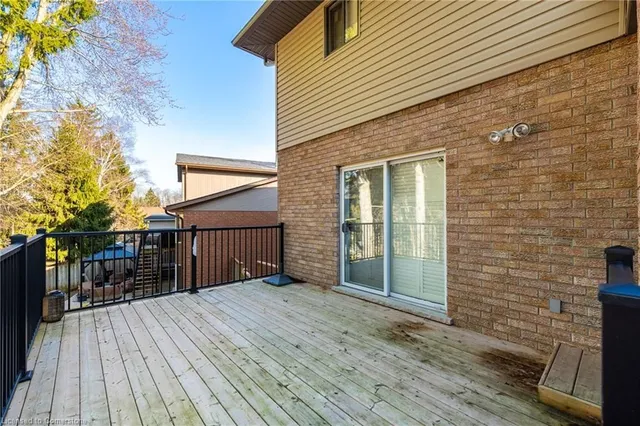 Additional image 36 of 8 Mill View St