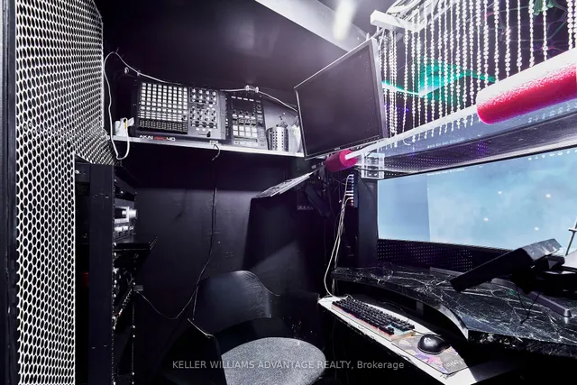 Additional image 28 of 9 Chapman Ave