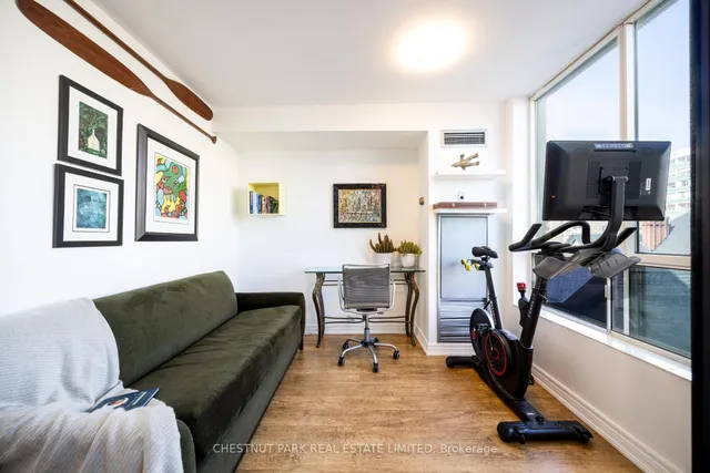 Additional image 12 of 95 Prince Arthur Ave Unit 522