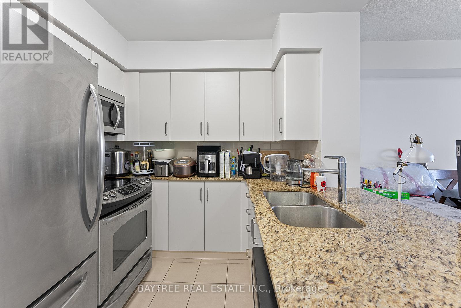 809 - 215 SHERWAY GARDENS ROAD|Toronto (Islington-City Centre West), Ontario M9C0A4