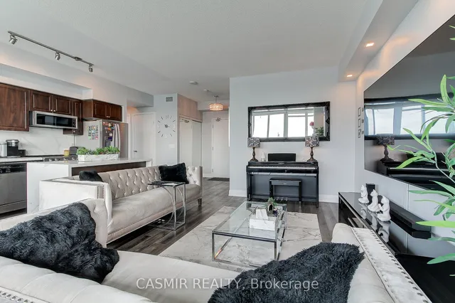 Additional image 24 of 215 FORT YORK Blvd Unit 707